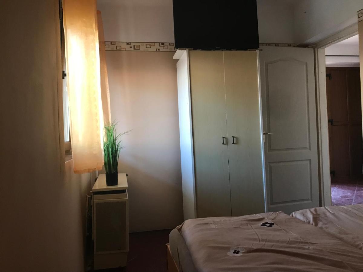 Edu Apartman Hajduszoboszlo Exterior photo