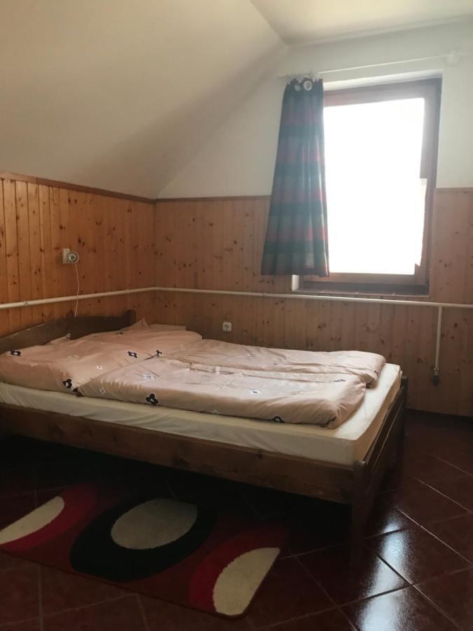 Edu Apartman Hajduszoboszlo Exterior photo