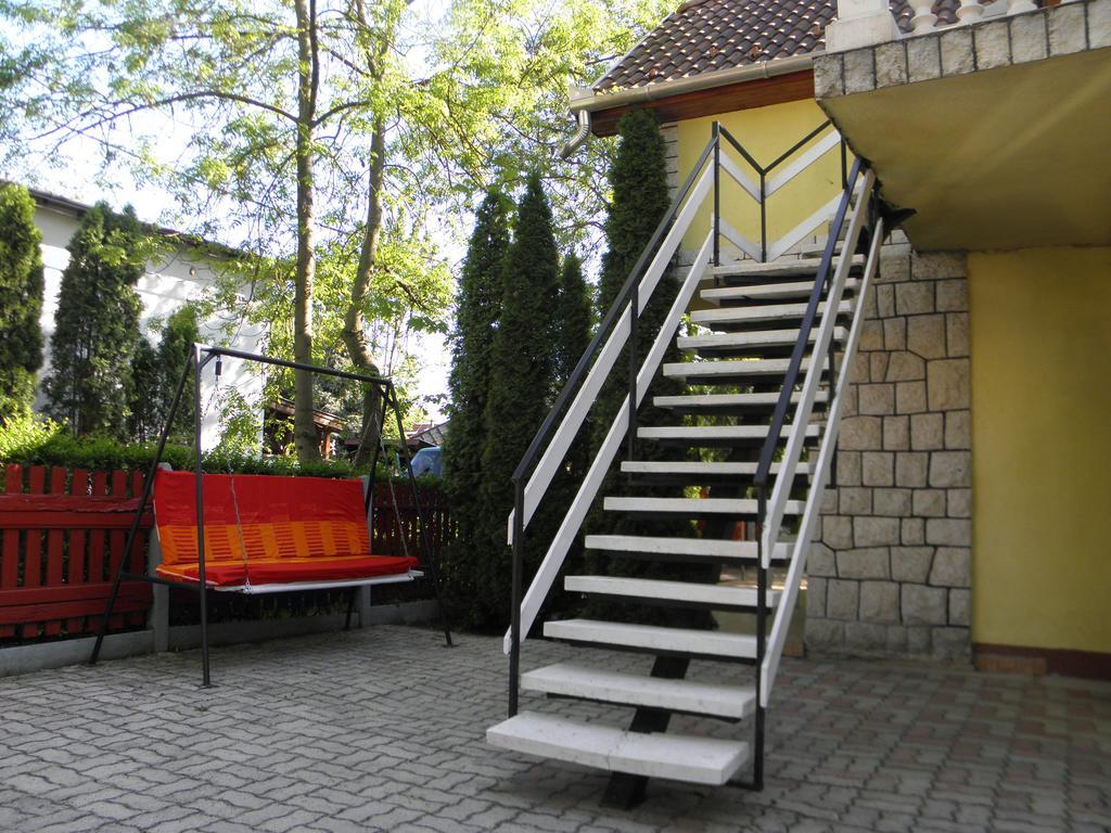 Edu Apartman Hajduszoboszlo Exterior photo